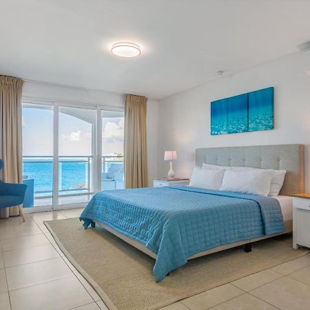 Maho Beach House - Grand Ocean Suite Екстер'єр фото
